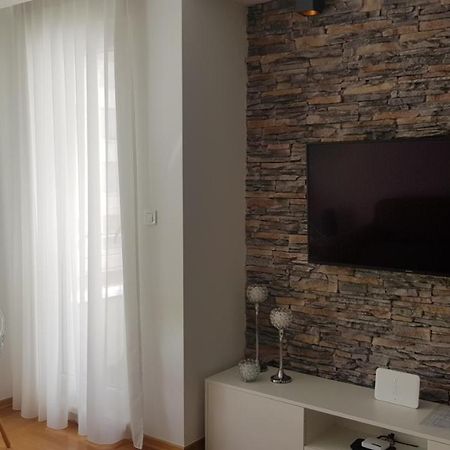 S & F Zagreb Apartman ภายนอก รูปภาพ