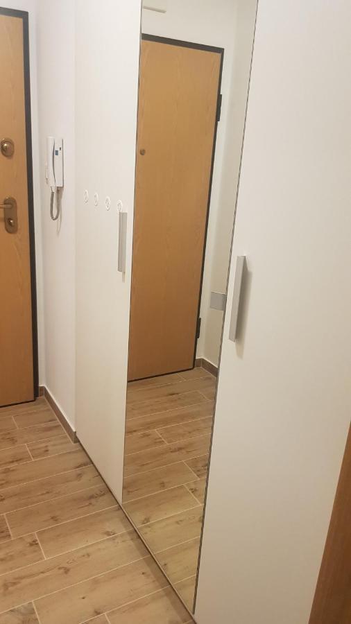 S & F Zagreb Apartman ภายนอก รูปภาพ