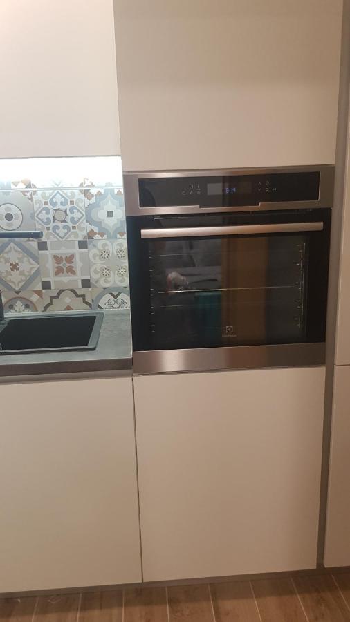 S & F Zagreb Apartman ภายนอก รูปภาพ